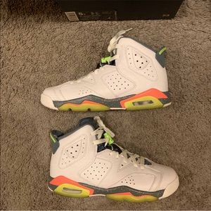 Air Jordan Retro 6 Size 5y Gs